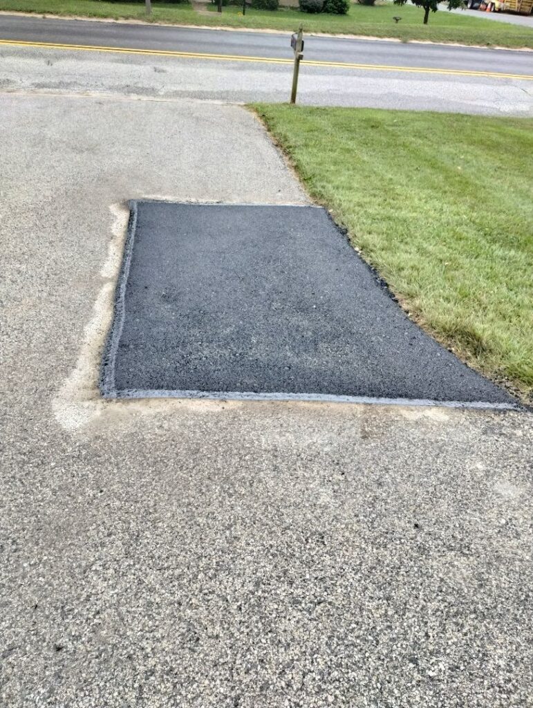 Sealcoating vs Resurfacing